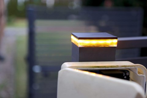 Lampa oświetleniowo-ostrzegawcza LED Proxima SŁUPKOWA 12-230V AC/DC PROXIMA