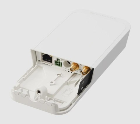 MIKROTIK ROUTERBOARD wAP LR8 kit (RBwAPR-2nD&R11e-LR8G) MIKROTIK