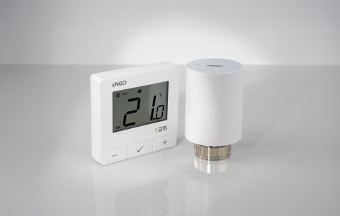 ENGO Controls Inteligentny zestaw ogrzewania Biały (E25-BATW-4 + ETRV-M30) ENGO CONTROLS