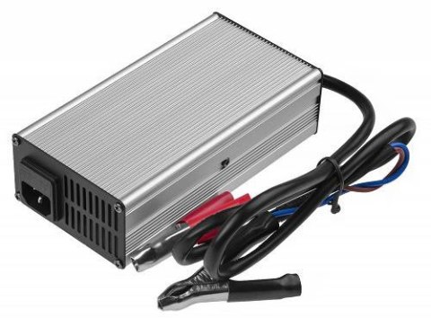 ŁADOWARKA PROSTOWNIK DO AKUMULATORÓW LiFePO4 Green Cell 14.6V 10A ADCAV02 GREEN CELL